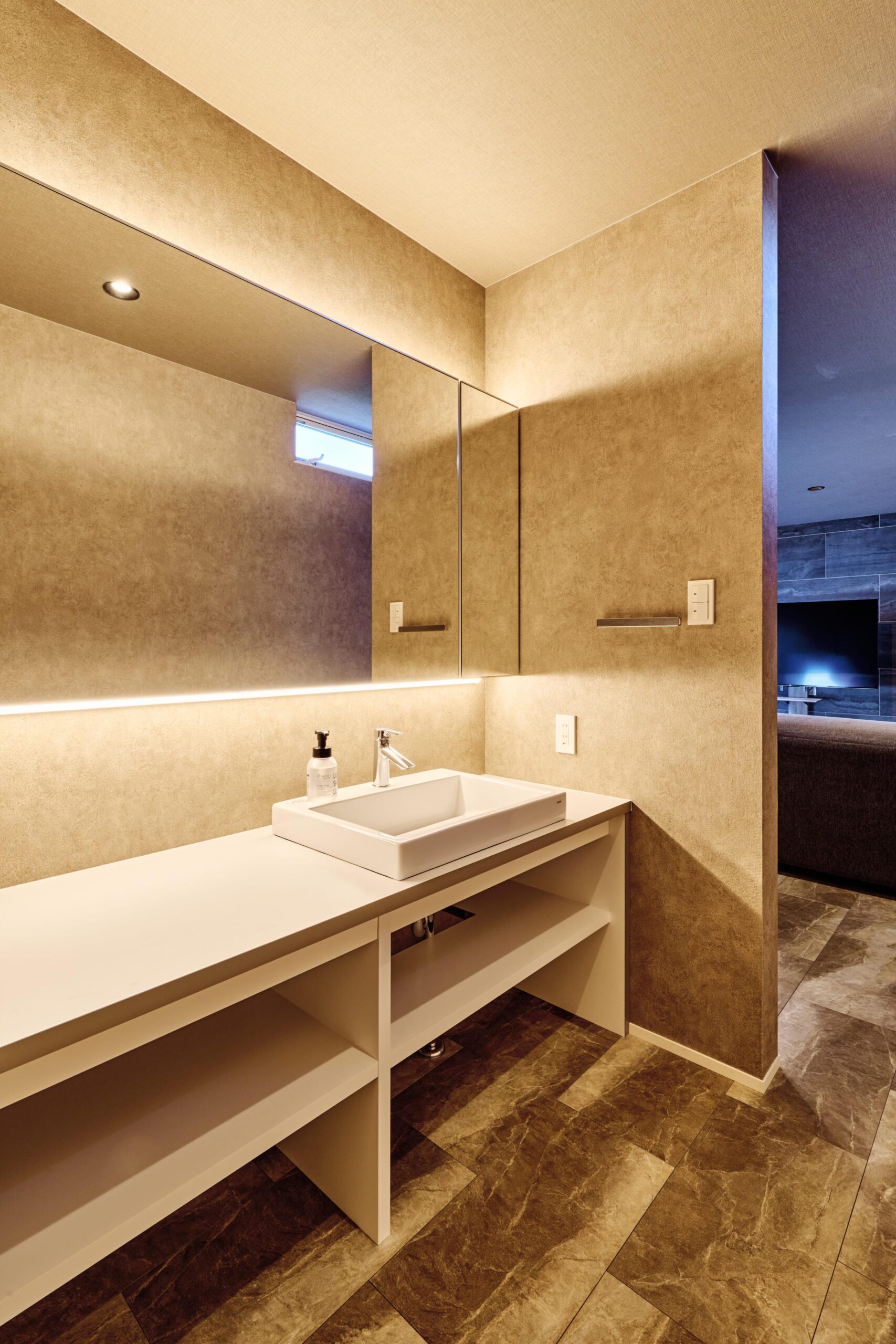 BLUE LIVINGの写真9